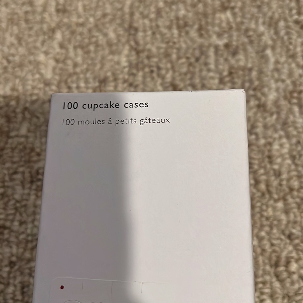 Meri Meri Valentine’s Day cupcake kits and liners, NEW! - Picture 9 of 9
